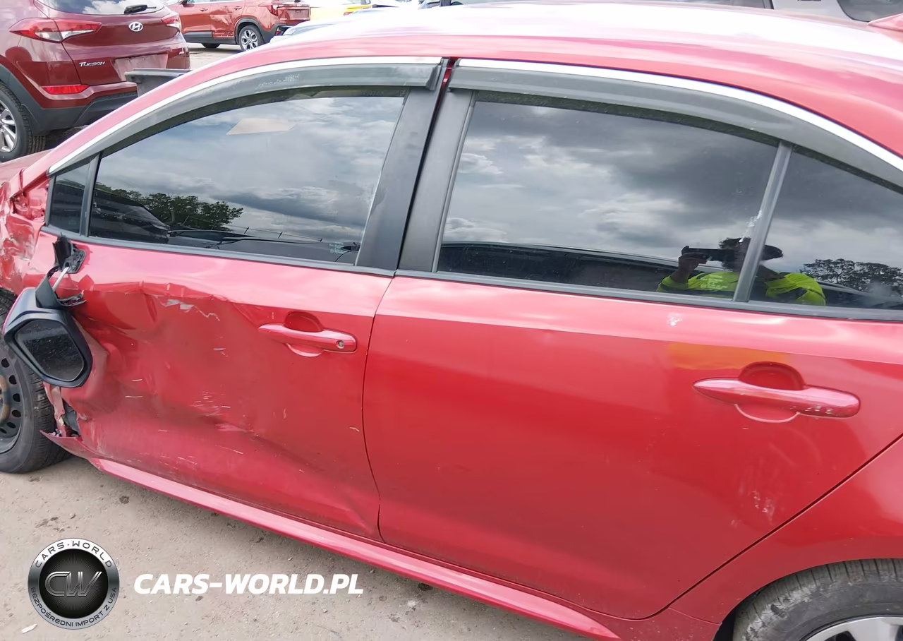 2020 Toyota Corolla Le VIN:5YFEPRAE1LP131559 - 14
