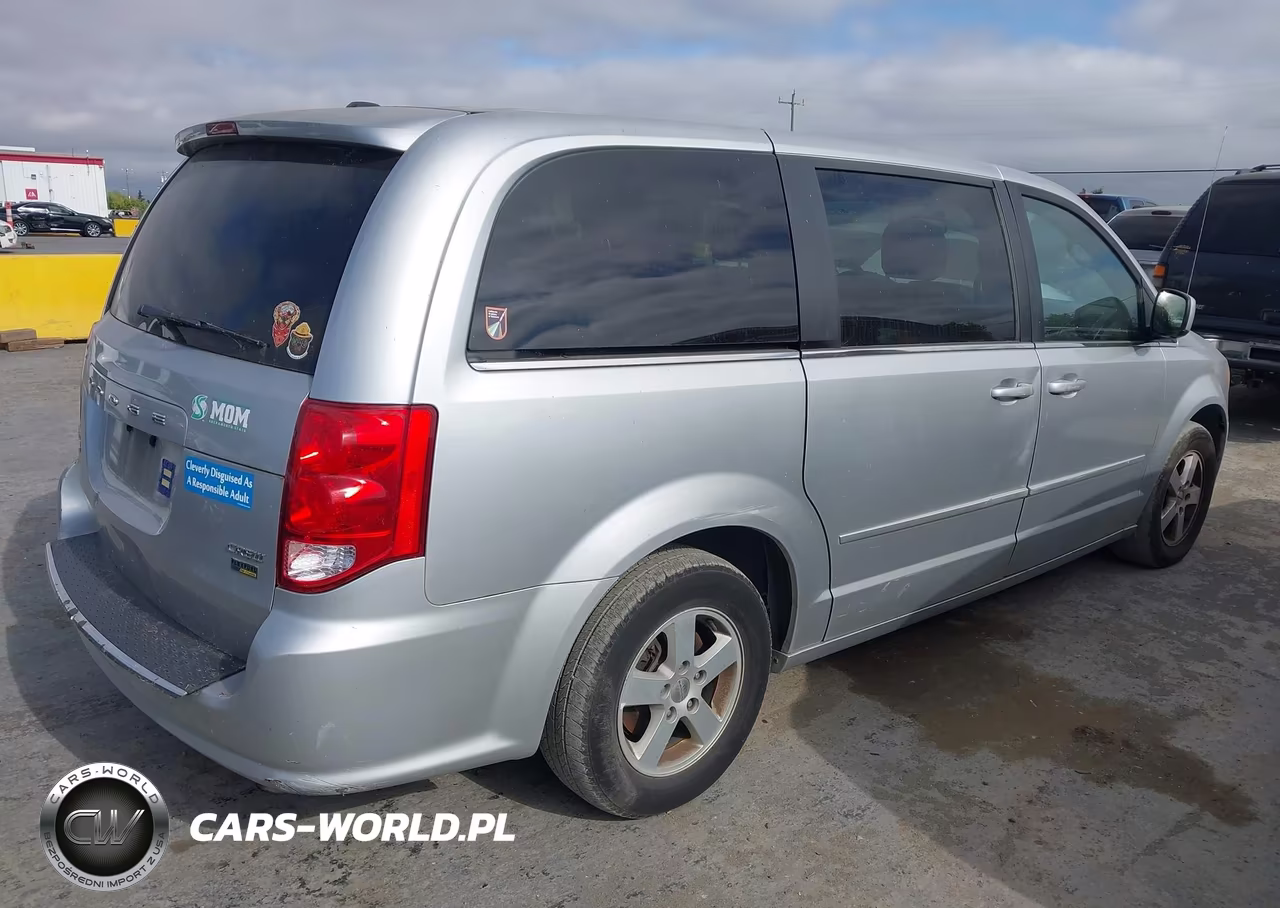 2012 Dodge Grand Caravan Crew VIN:2C4RDGDG4CR205956 - 4