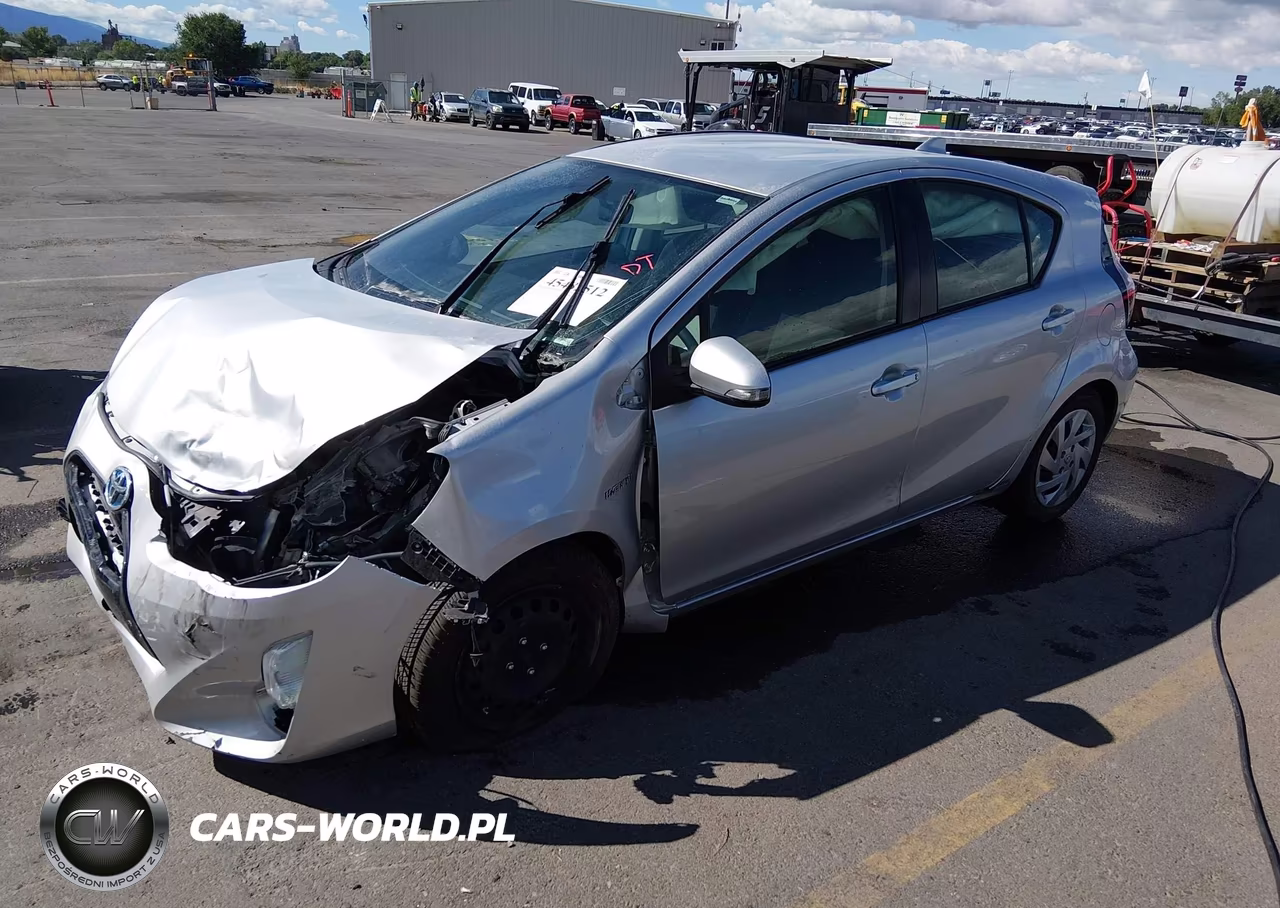 2016 Toyota Prius C Two VIN:JTDKDTB33G1115251 - 2