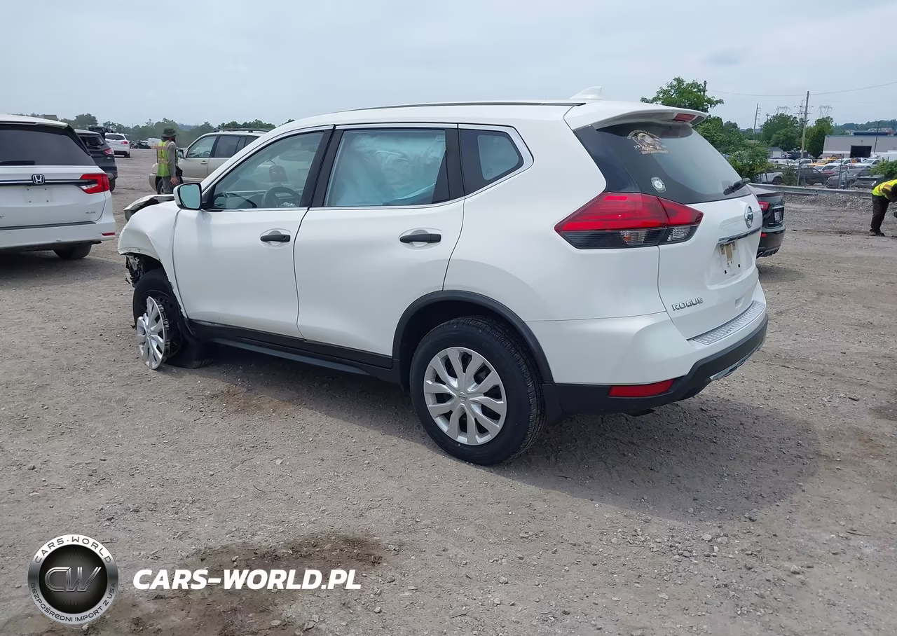 2017 Nissan Rogue S VIN:JN8AT2MV4HW013845 - 3