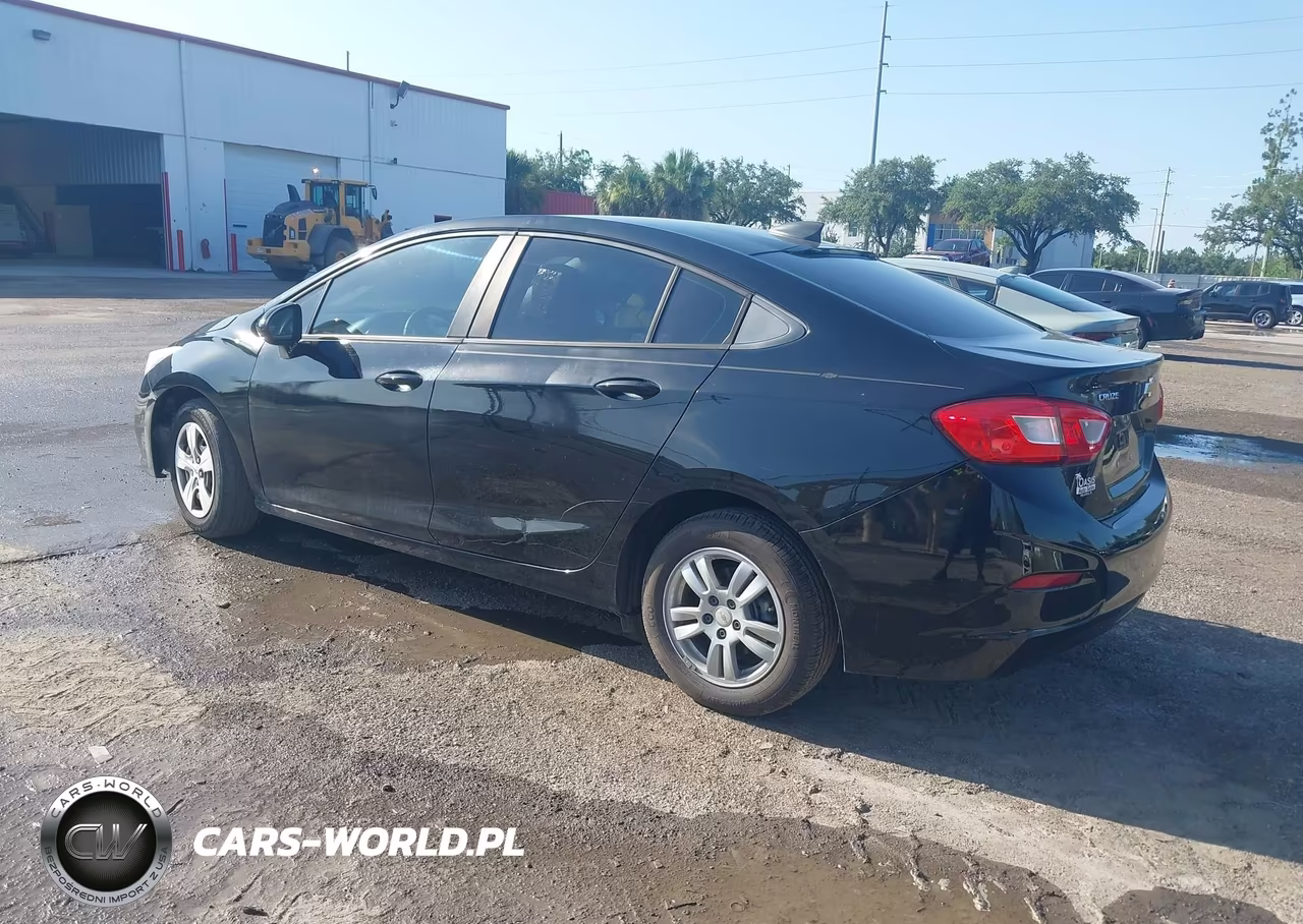2018 Chevrolet Cruze Ls Auto VIN:1G1BC5SM8J7195425 - 3