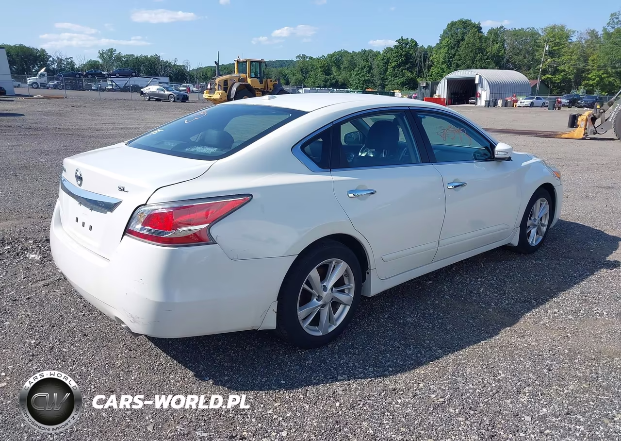 2015 Nissan Altima 2.5 Sl VIN:1N4AL3AP5FN407404 - 4
