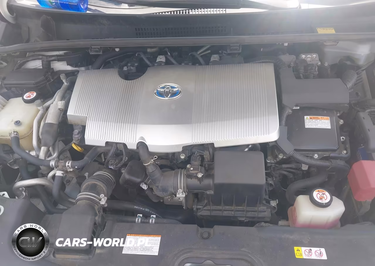 2018 Toyota Prius Prime Plus VIN:JTDKARFP5J3077252 - 10
