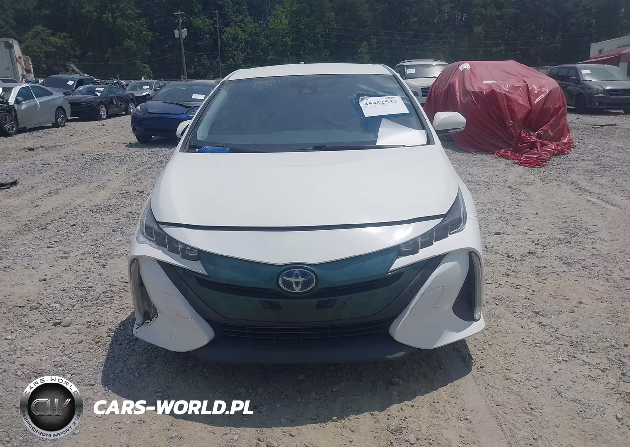 2018 Toyota Prius Prime Plus VIN:JTDKARFP5J3077252 - 12