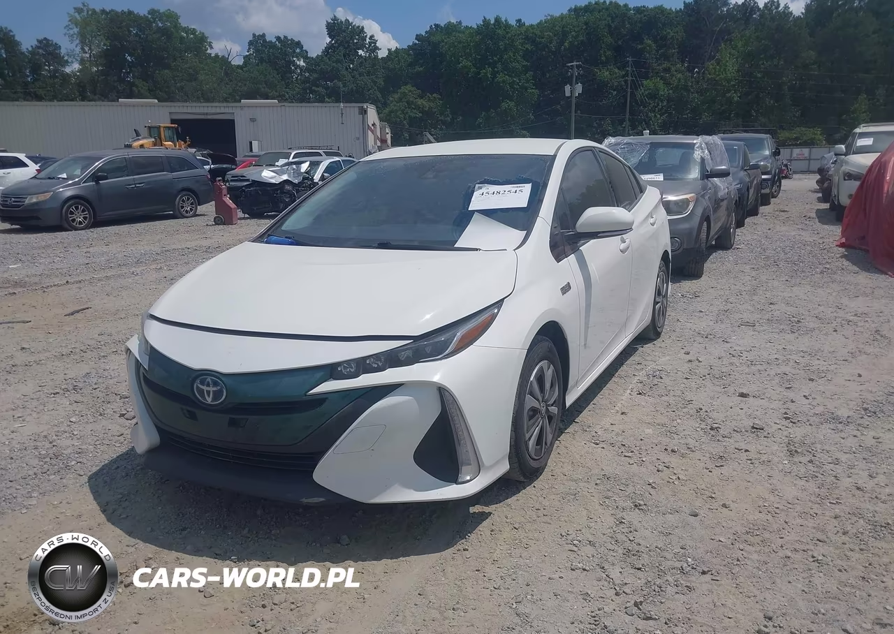 2018 Toyota Prius Prime Plus VIN:JTDKARFP5J3077252 - 2