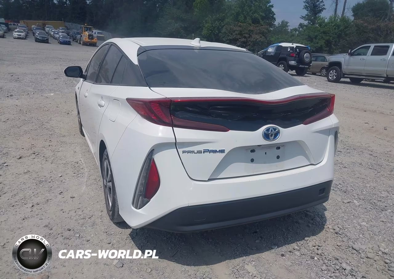 2018 Toyota Prius Prime Plus VIN:JTDKARFP5J3077252 - 3