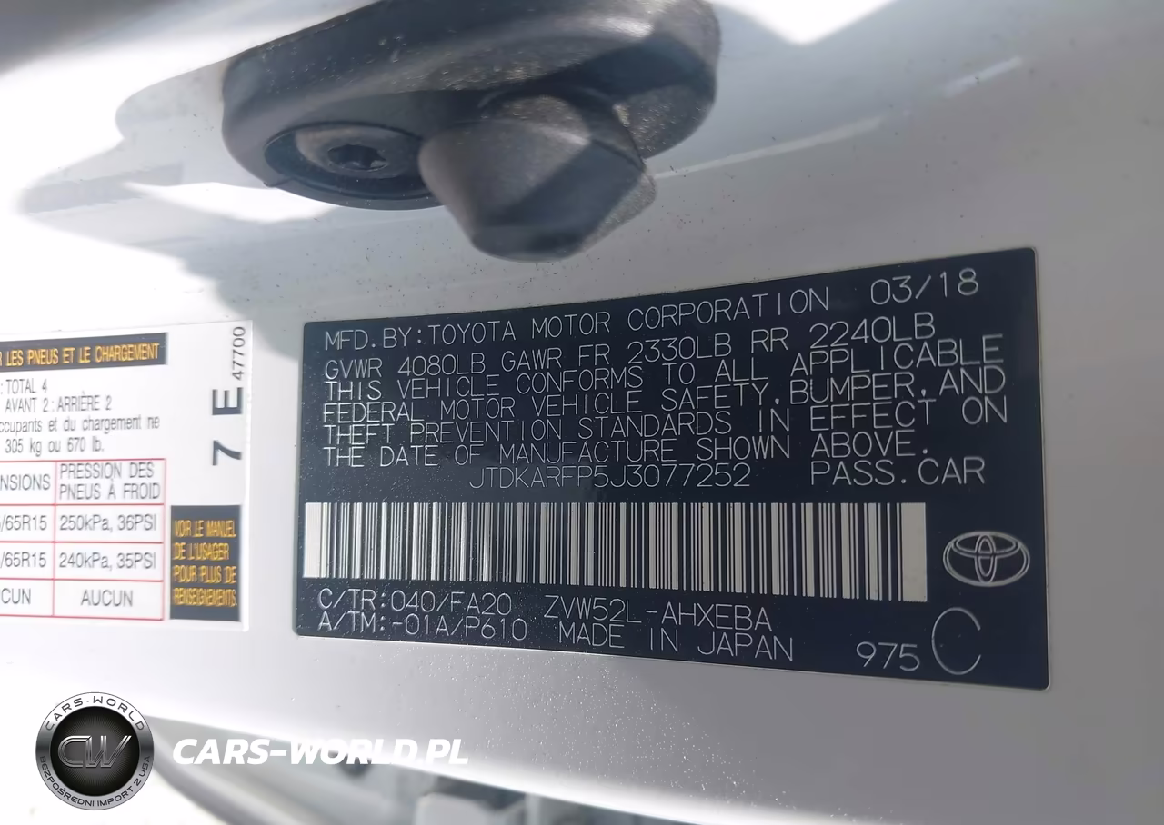 2018 Toyota Prius Prime Plus VIN:JTDKARFP5J3077252 - 9