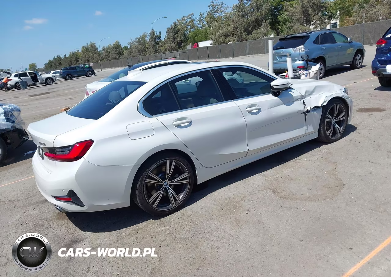 2019 BMW 330I VIN:WBA5R1C59KAJ98600 - 4