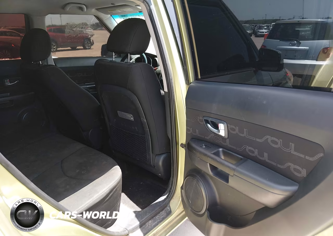 2013 Kia Soul + VIN:KNDJT2A69D7575320 - 8