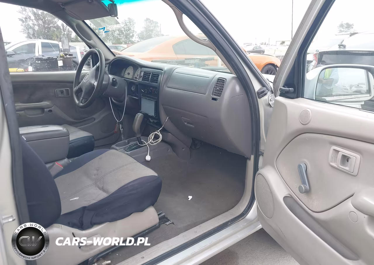2003 Toyota Tacoma VIN:5TEVL52N33Z167752 - 5