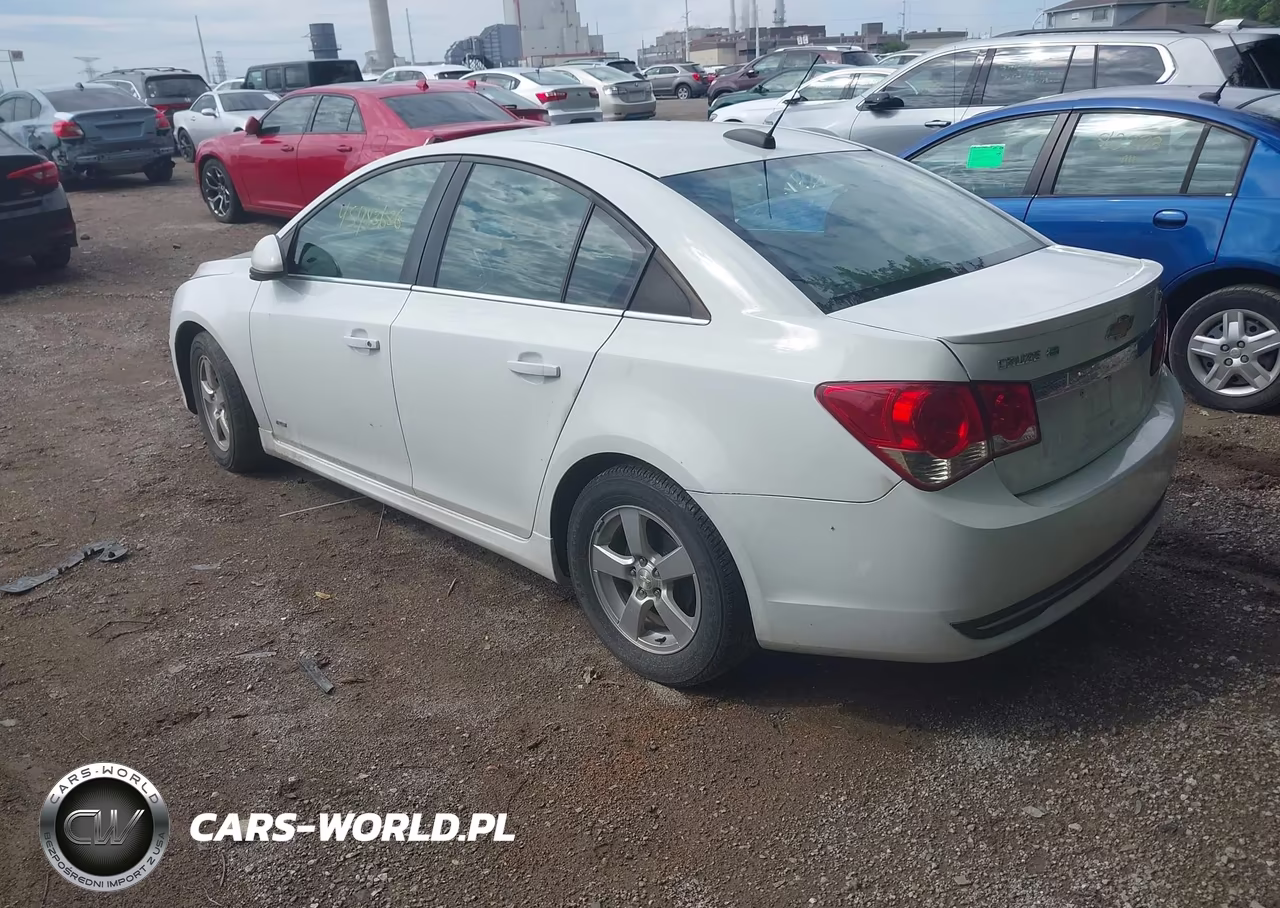2016 Chevrolet Cruze Limited 1Lt Auto VIN:1G1PE5SB9G7105755 - 3