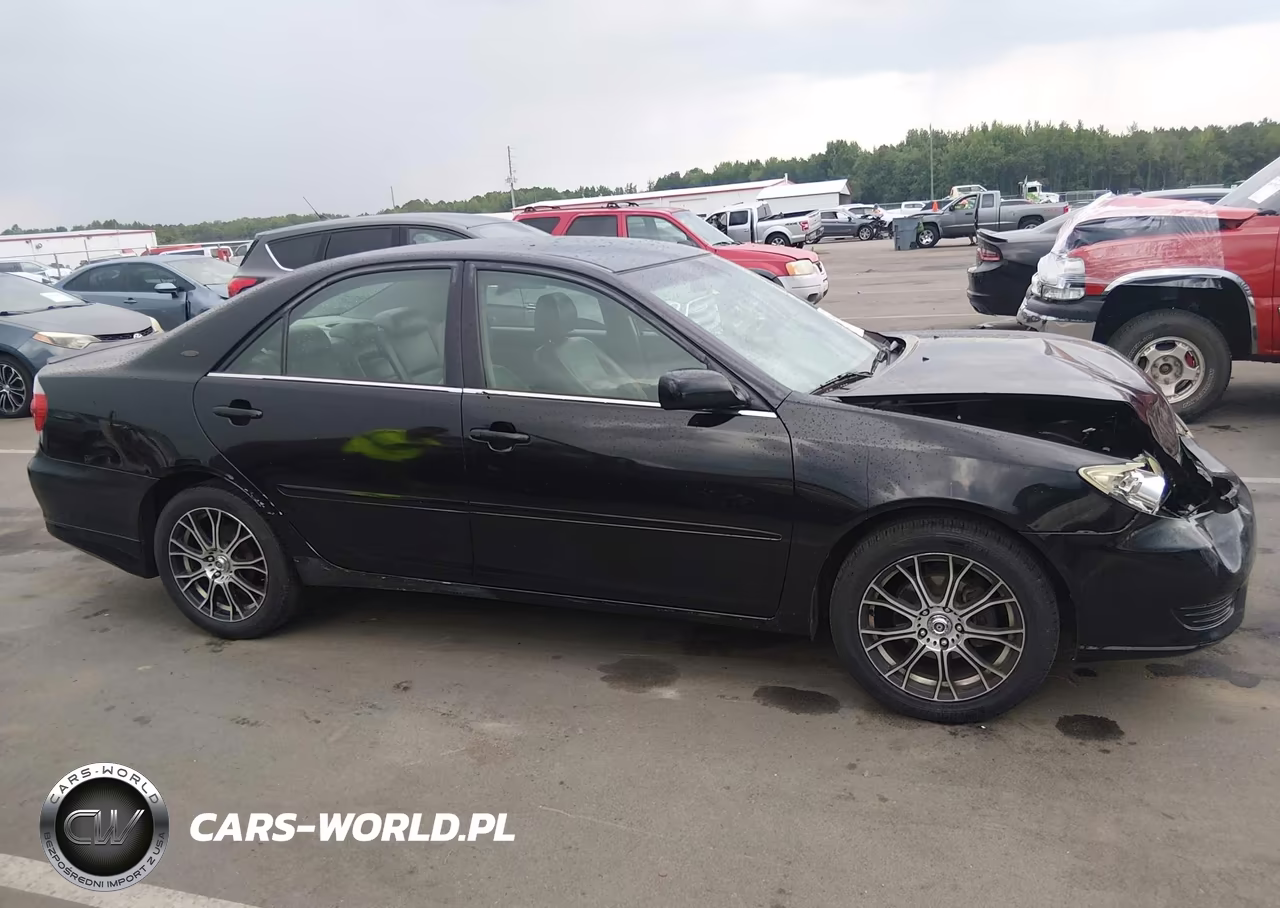 2005 Toyota Camry Le VIN:4T1BE32K55U066839 - 13