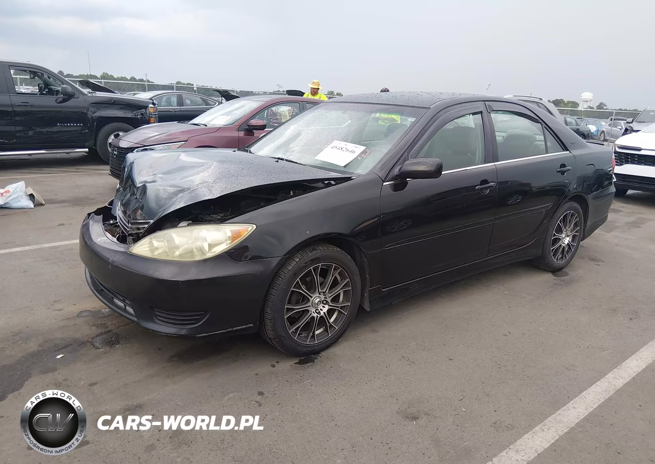 2005 Toyota Camry Le VIN:4T1BE32K55U066839 - 2