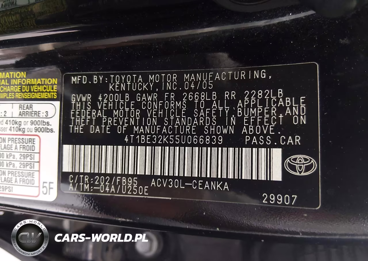 2005 Toyota Camry Le VIN:4T1BE32K55U066839 - 9