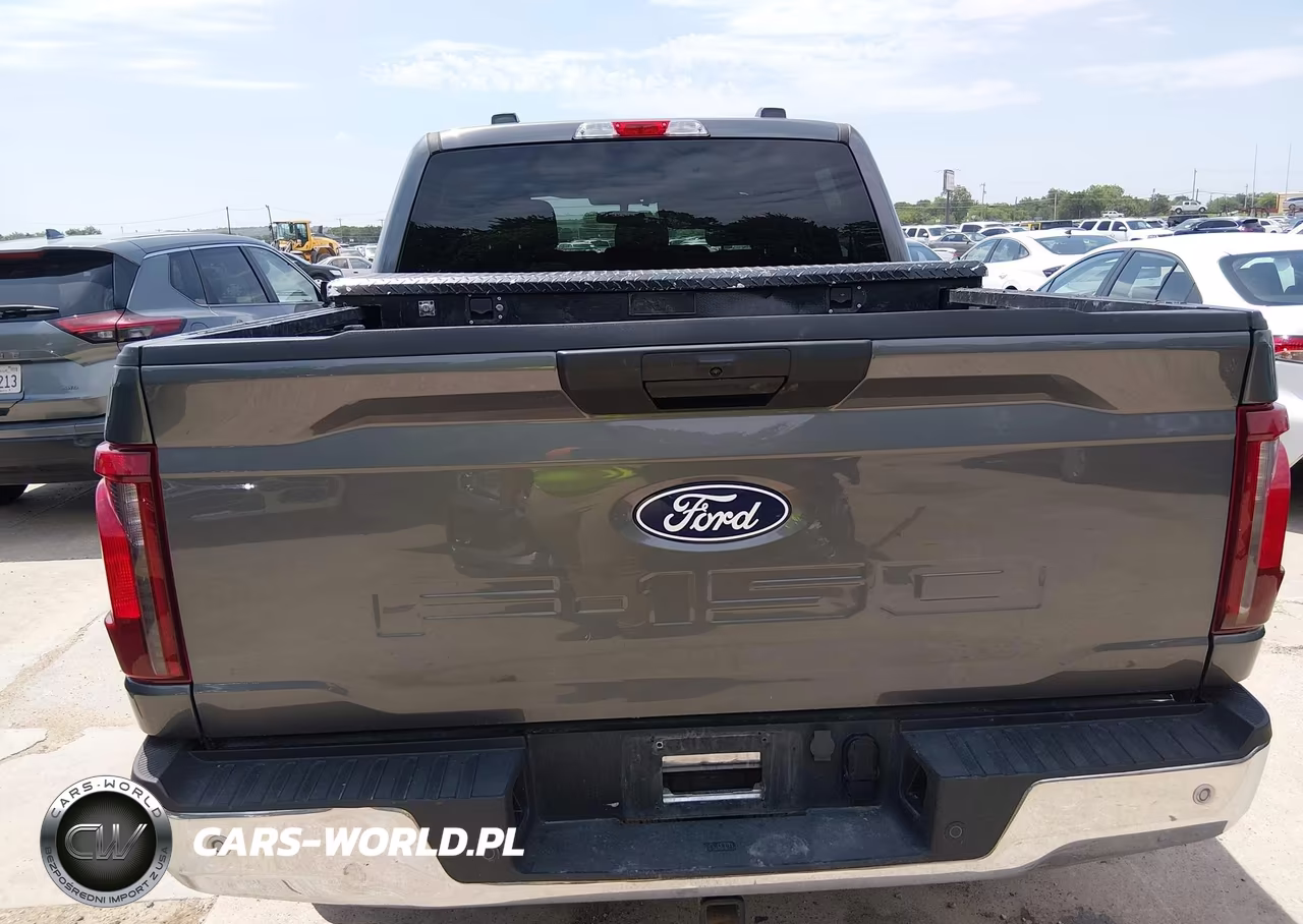 2025 Ford F-150 Xlt VIN:1FTEW3LP9SKE62420 - 16