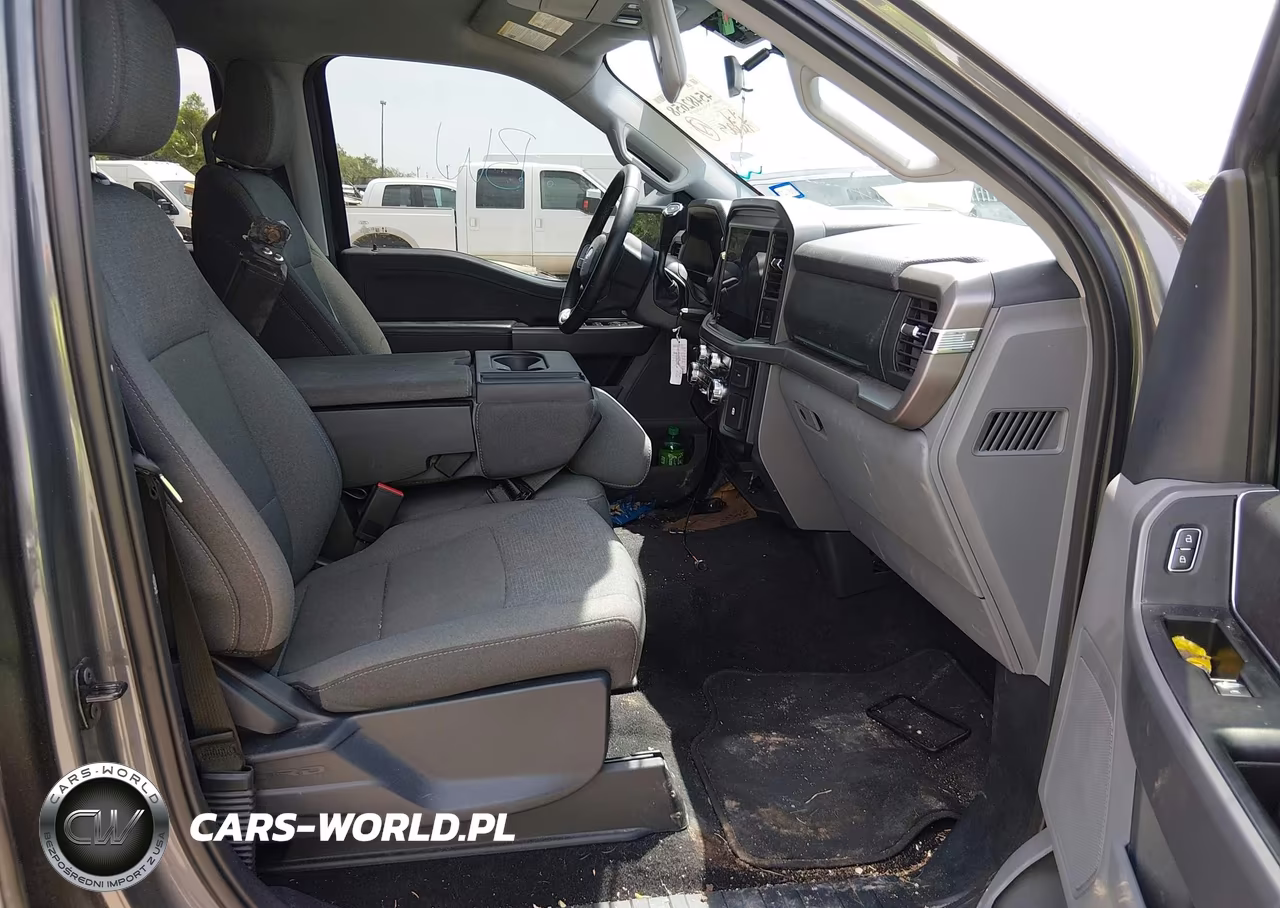 2025 Ford F-150 Xlt VIN:1FTEW3LP9SKE62420 - 5