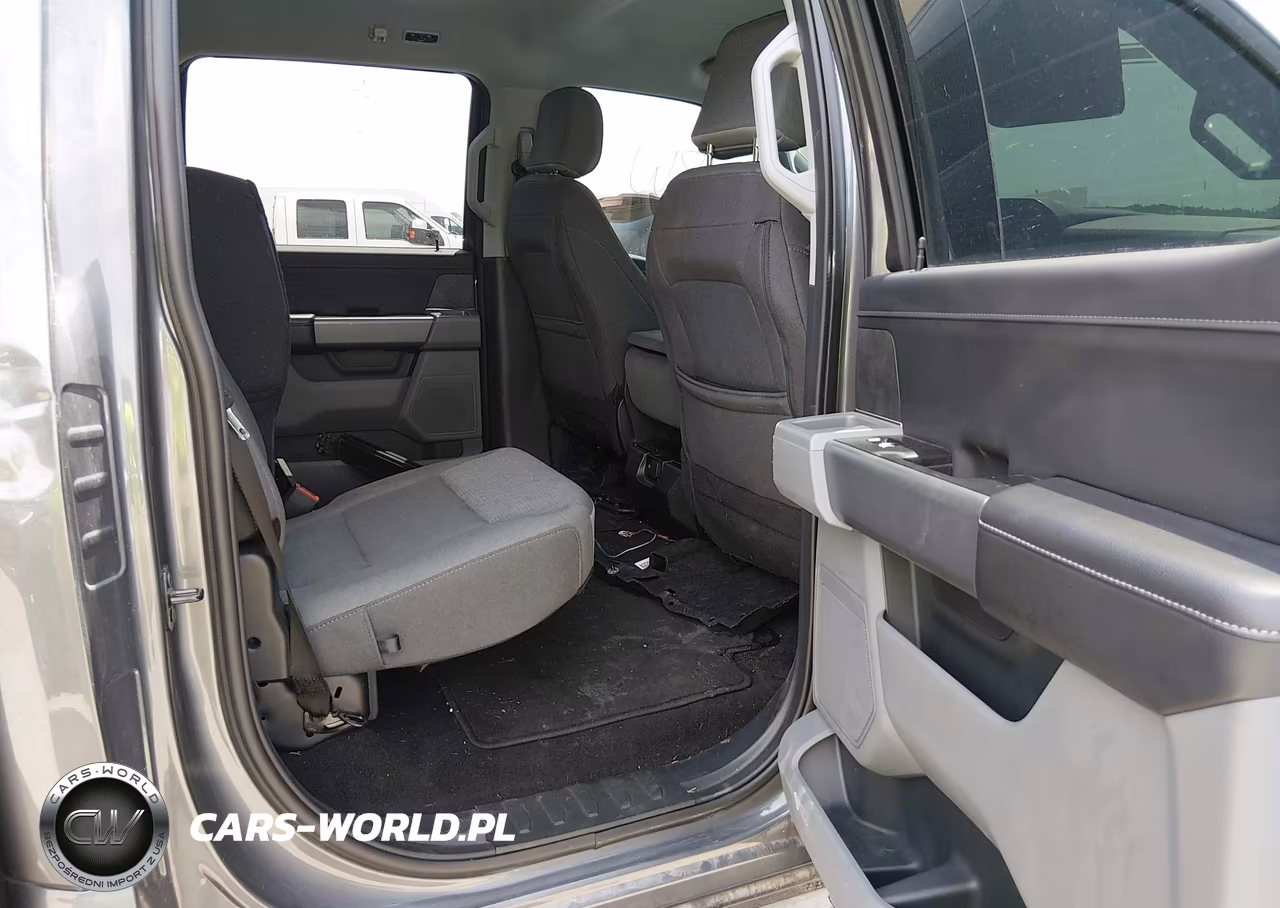 2025 Ford F-150 Xlt VIN:1FTEW3LP9SKE62420 - 8