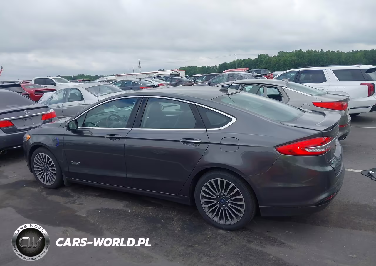 2017 Ford Fusion Energi Platinum-Titanium VIN:3FA6P0SU2HR179620 - 14
