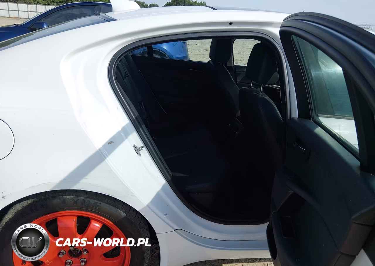 2017 Jaguar Xe 25T Premium VIN:SAJAD4BG3HA971141 - 8