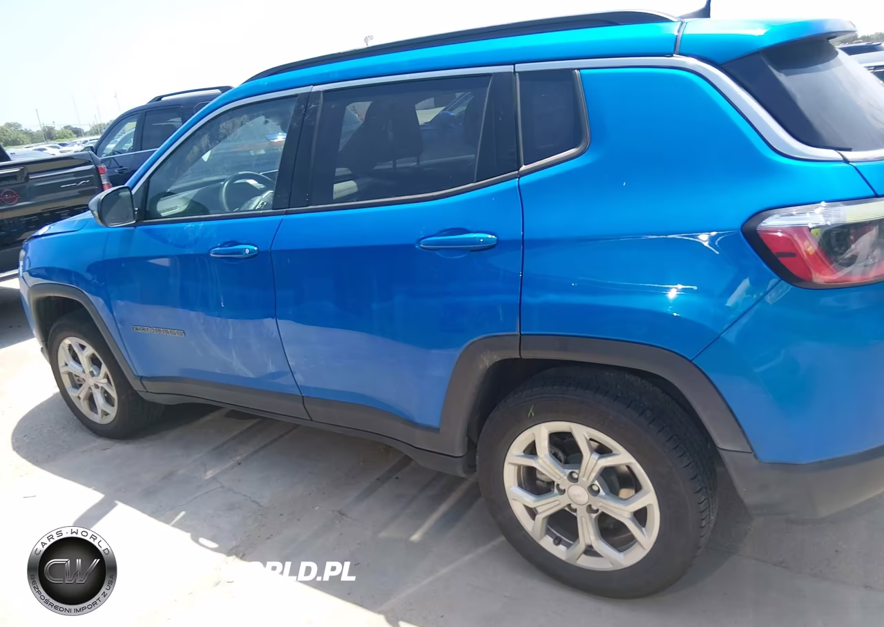 2024 Jeep Compass Latitude 4X4 VIN:3C4NJDBN2RT100684 - 14