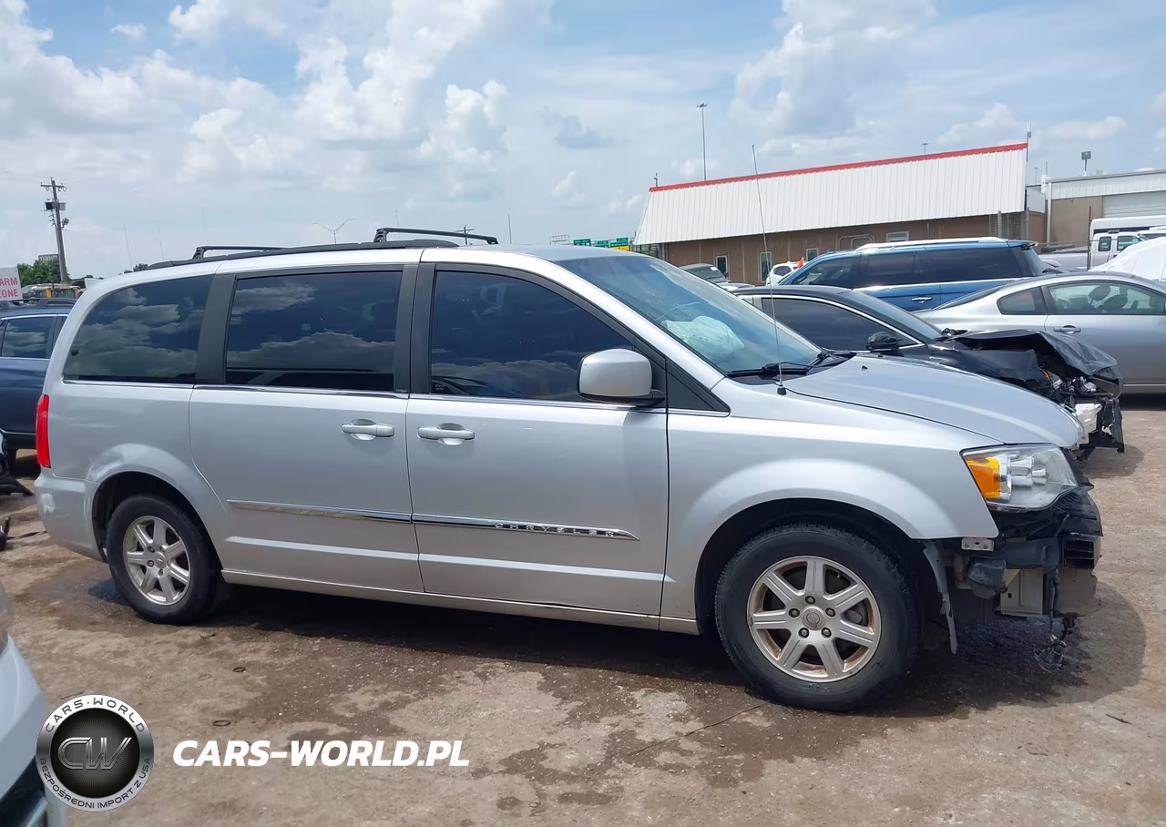 2012 Chrysler Town & Country Touring VIN:2C4RC1BG3CR327727 - 14