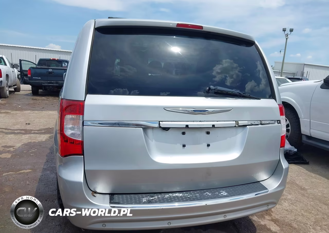 2012 Chrysler Town & Country Touring VIN:2C4RC1BG3CR327727 - 17