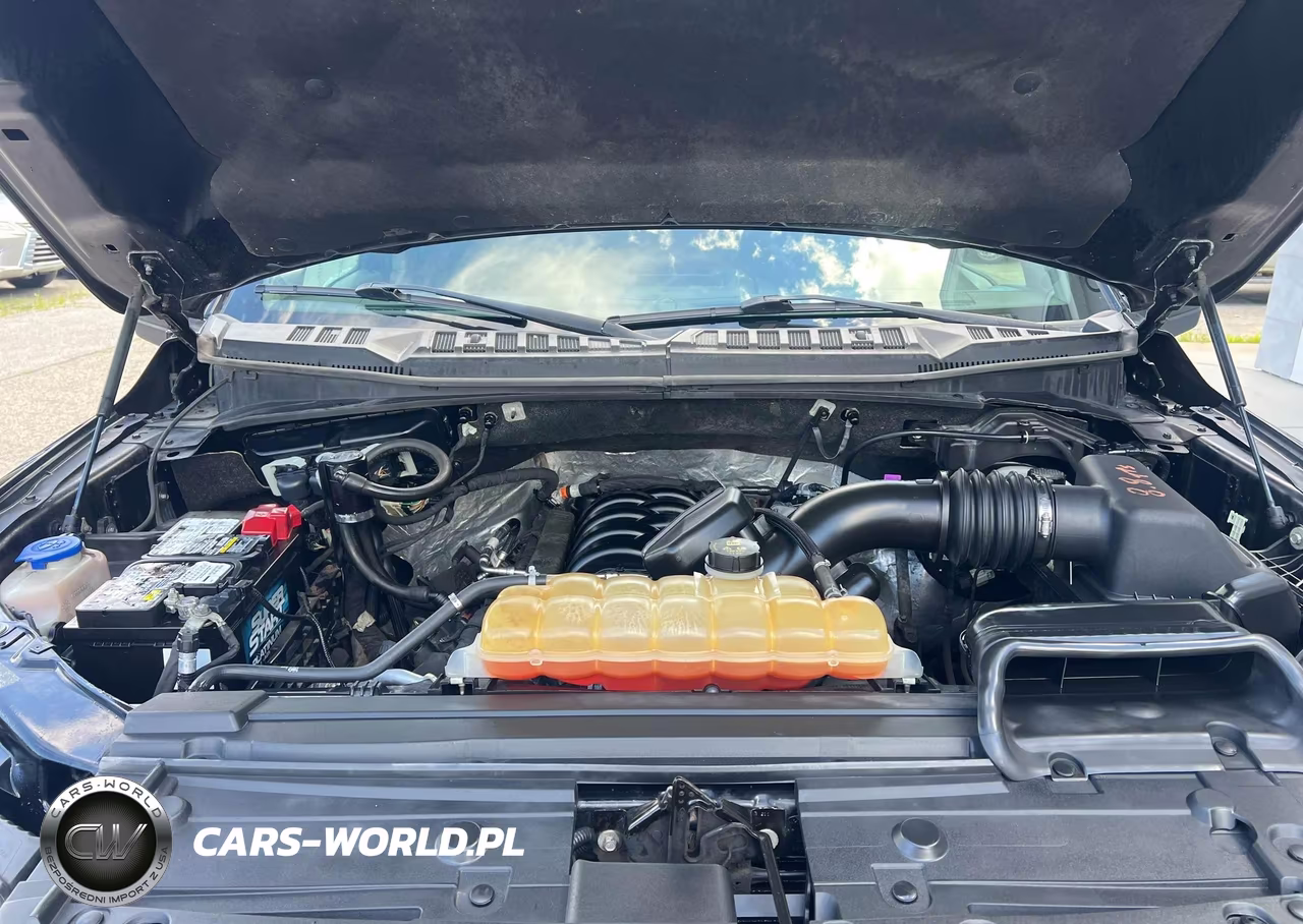 2018 Ford F150 Super Cab VIN:1FTFX1E53JFB18185 - 10