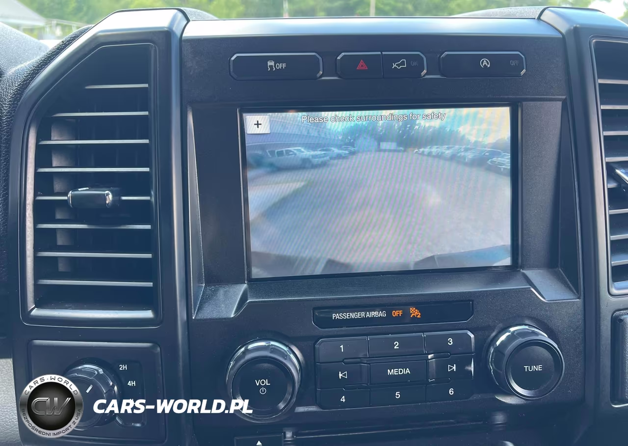 2018 Ford F150 Super Cab VIN:1FTFX1E53JFB18185 - 6