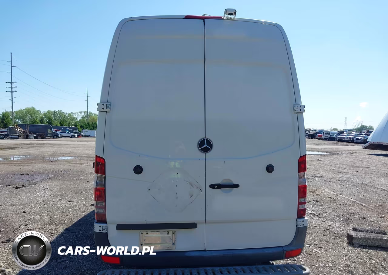 2011 Mercedes-Benz Sprinter 2500 High Roof VIN:WD3PE8CB5B5606048 - 16