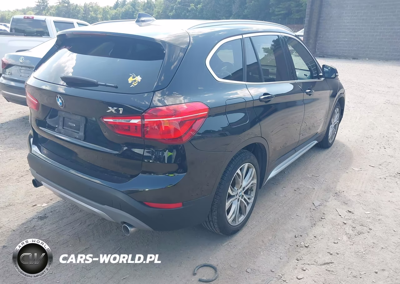 2017 BMW X1 xDrive28I VIN:WBXHT3Z38H4A57002 - 4