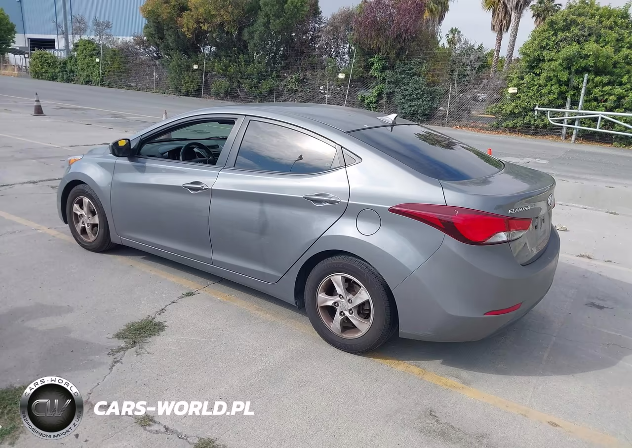 2014 Hyundai Elantra Se VIN:5NPDH4AE7EH485582 - 3