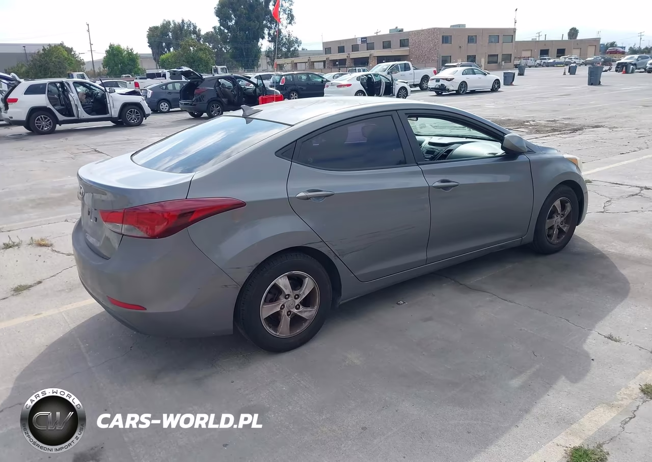 2014 Hyundai Elantra Se VIN:5NPDH4AE7EH485582 - 4