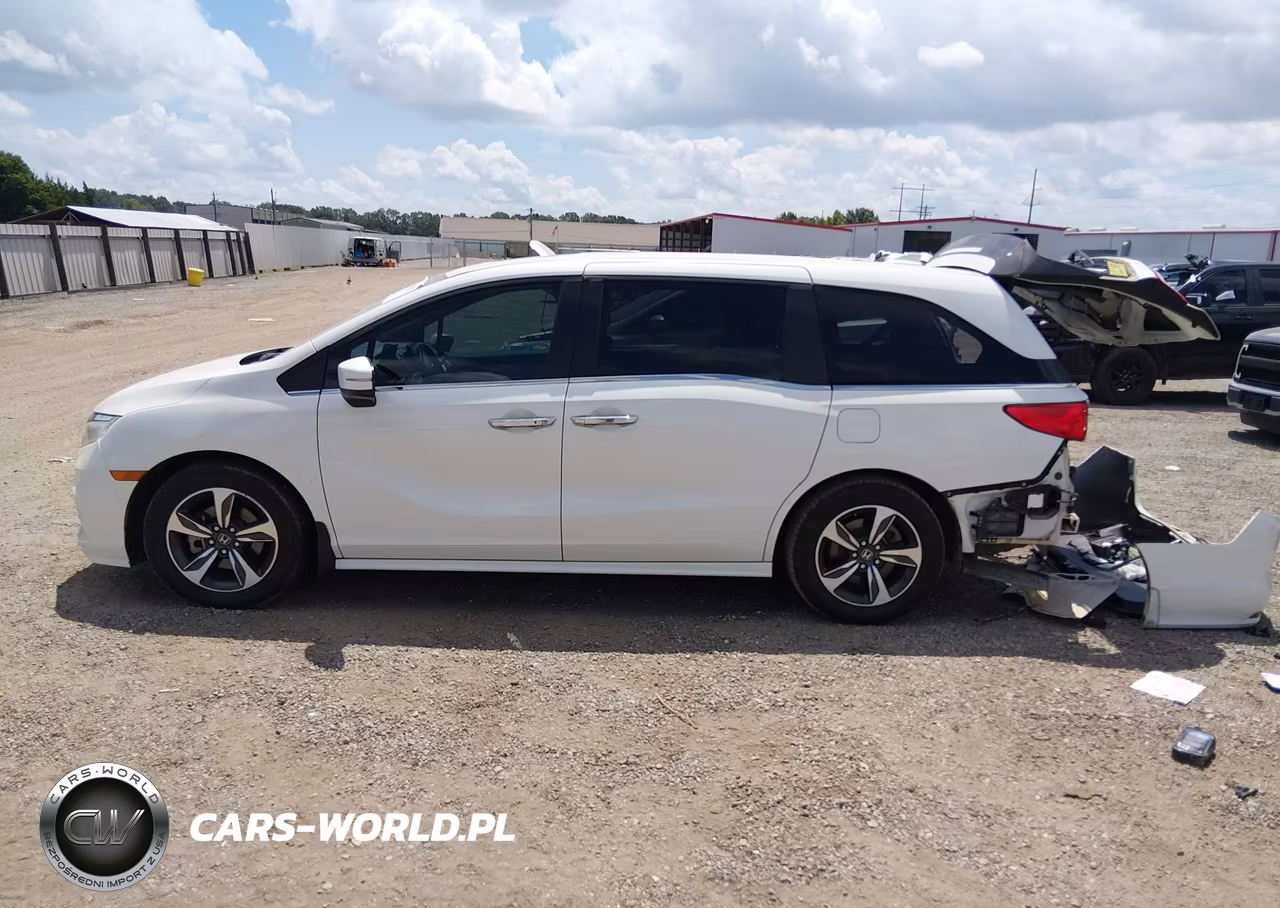 2019 Honda Odyssey Touring VIN:5FNRL6H85KB067838 - 13