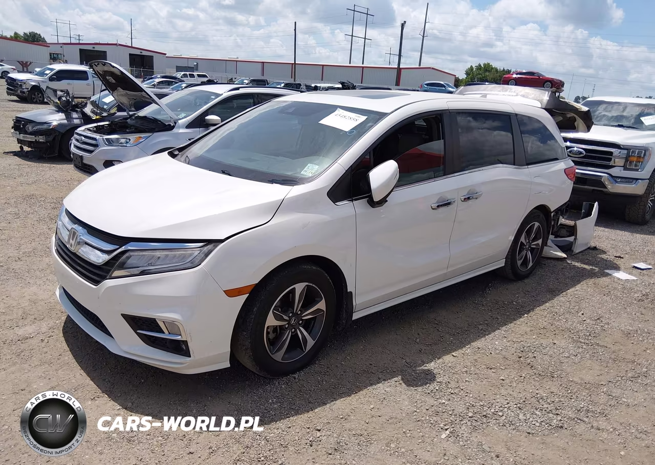 2019 Honda Odyssey Touring VIN:5FNRL6H85KB067838 - 2