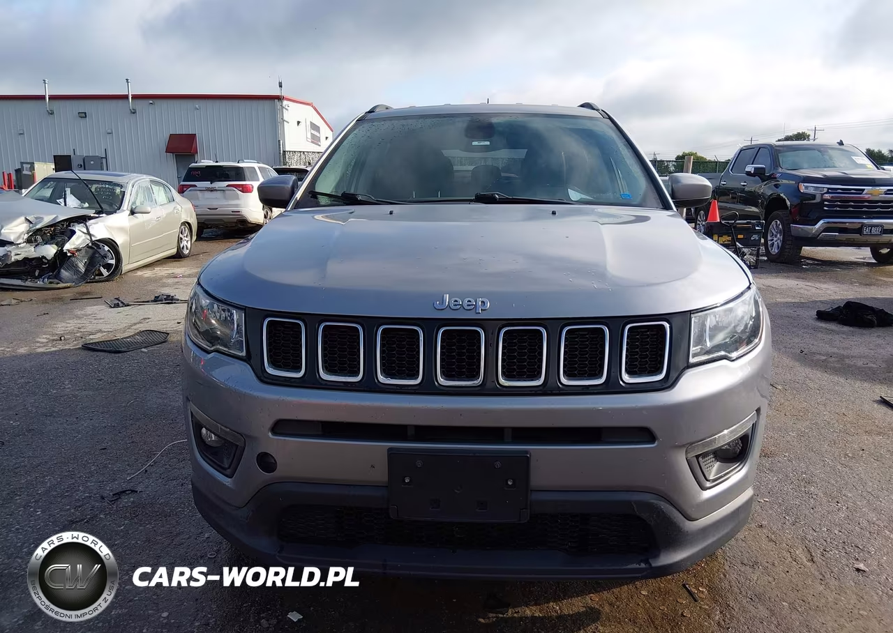 2019 Jeep Compass Latitude 4X4 VIN:3C4NJDBB1KT767922 - 6