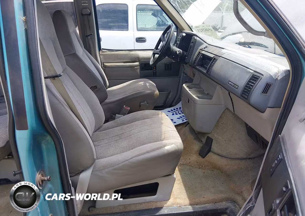 1993 Chevrolet Astro VIN:1GNDM19Z7PB102804 - 5