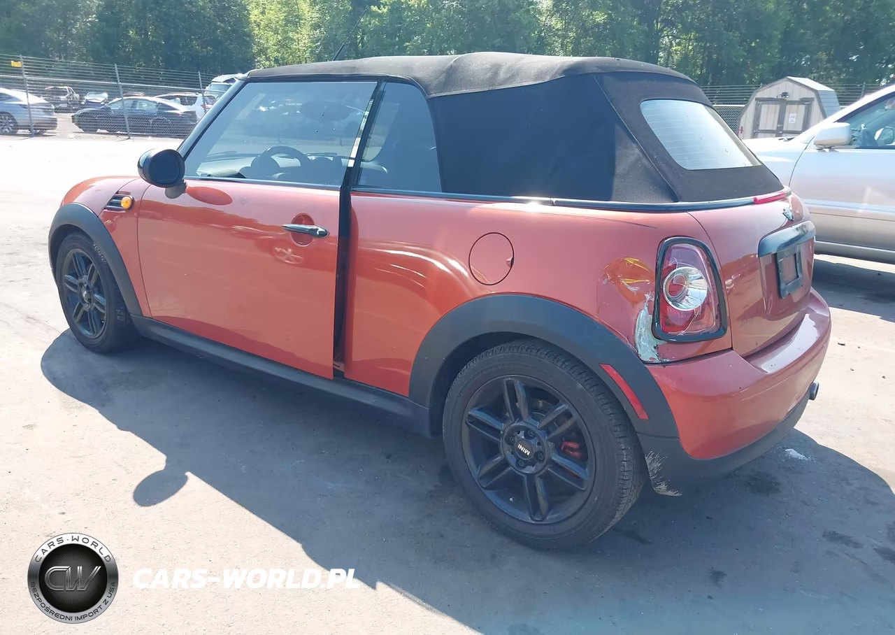 2013 Mini Convertible Cooper VIN:WMWZN3C58DT568113 - 3