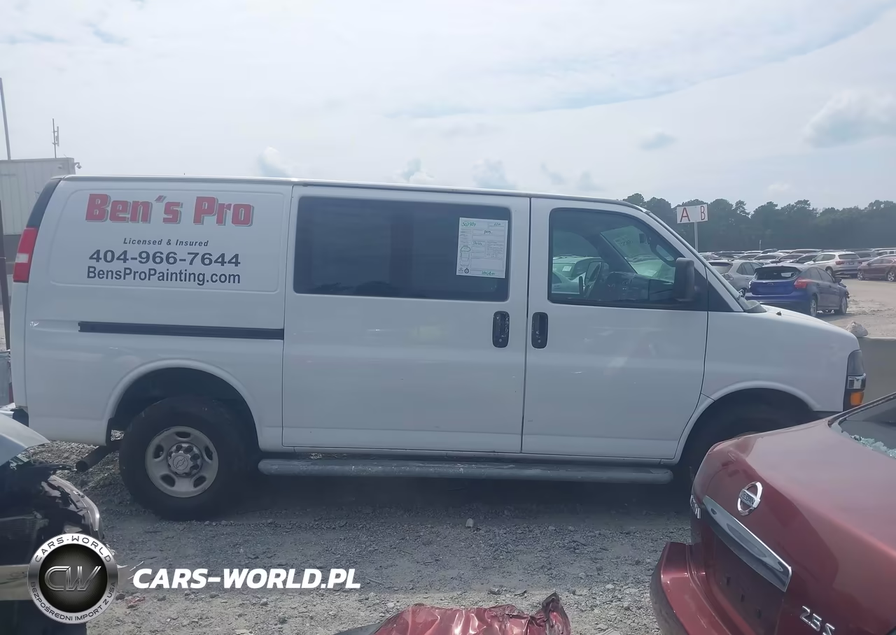 2018 Chevrolet Express 2500 Work Van VIN:1GCWGAFGXJ1906197 - 13