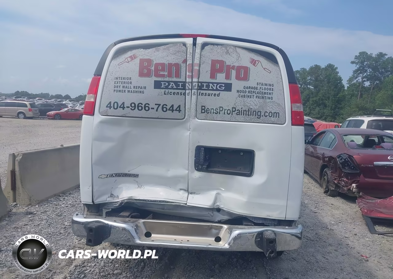 2018 Chevrolet Express 2500 Work Van VIN:1GCWGAFGXJ1906197 - 16
