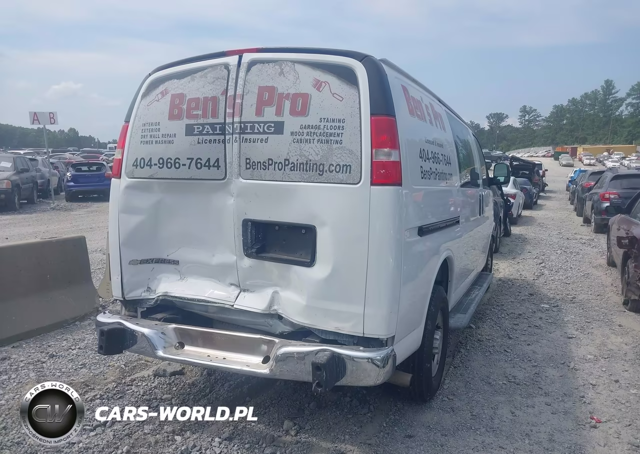 2018 Chevrolet Express 2500 Work Van VIN:1GCWGAFGXJ1906197 - 4
