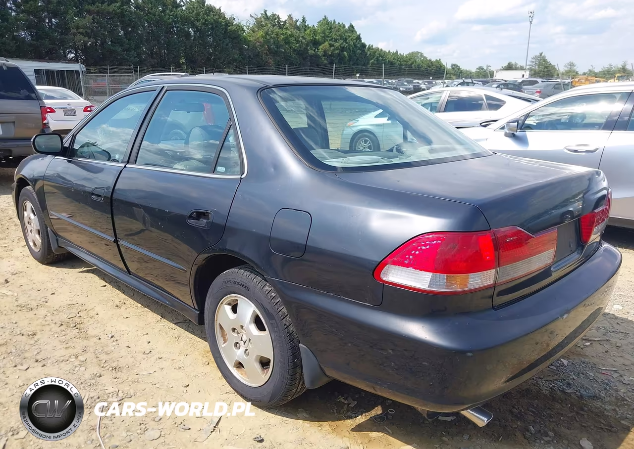 2002 Honda Accord 3.0 Ex VIN:1HGCG16522A067523 - 3