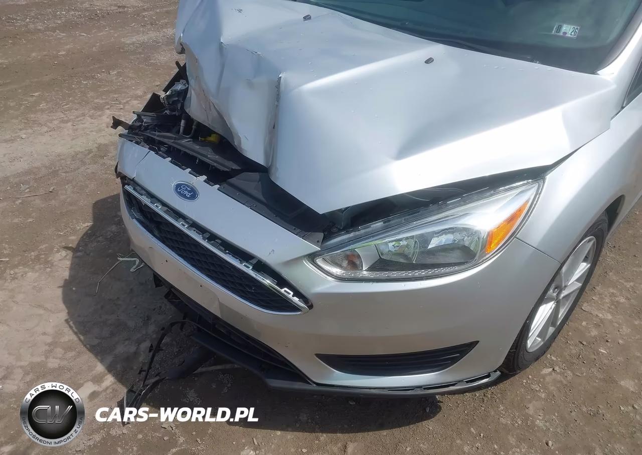 2017 Ford Focus Se VIN:1FADP3F24HL302740 - 17