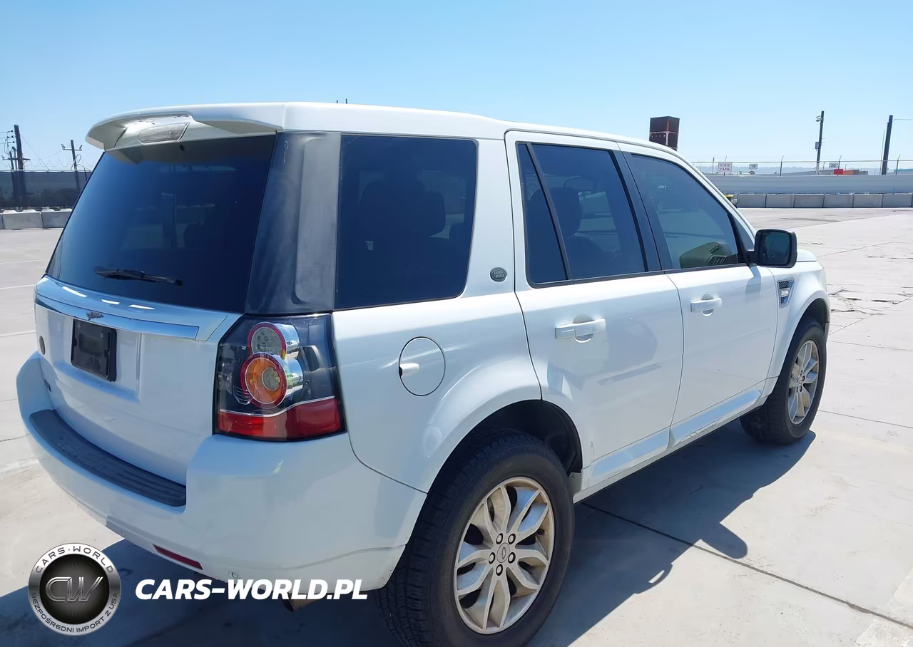 2013 Land Rover Lr2 VIN:SALFR2BG9DH359045 - 4