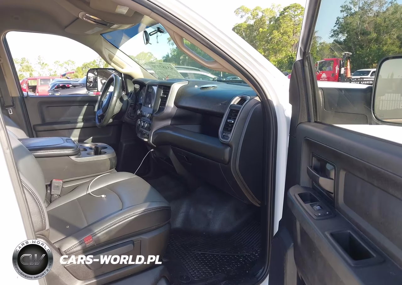 2020 Ram 2500 Tradesman 4X4 6'4 Box VIN:3C6UR5CL7LG251860 - 5