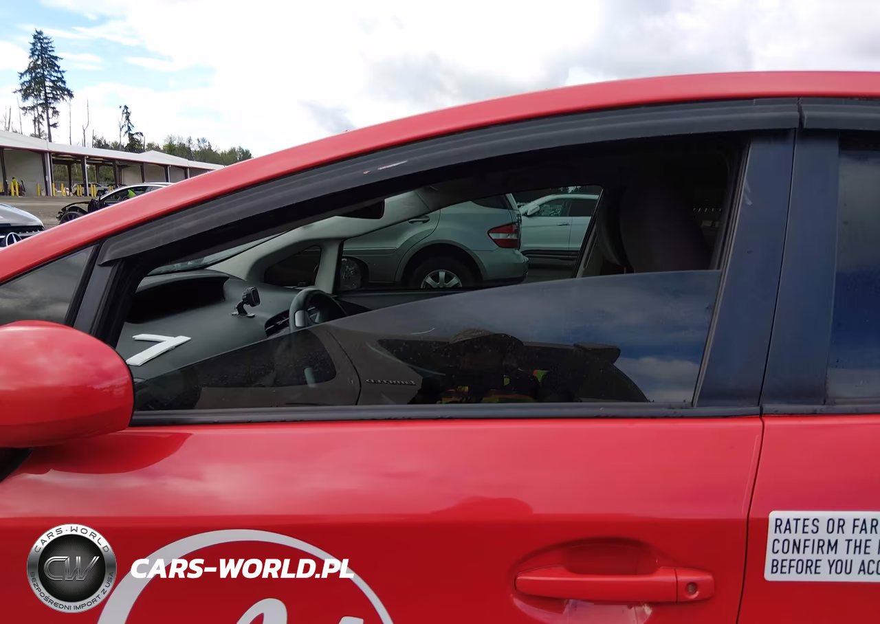 2014 Toyota Prius Three VIN:JTDKN3DUXE0358481 - 15