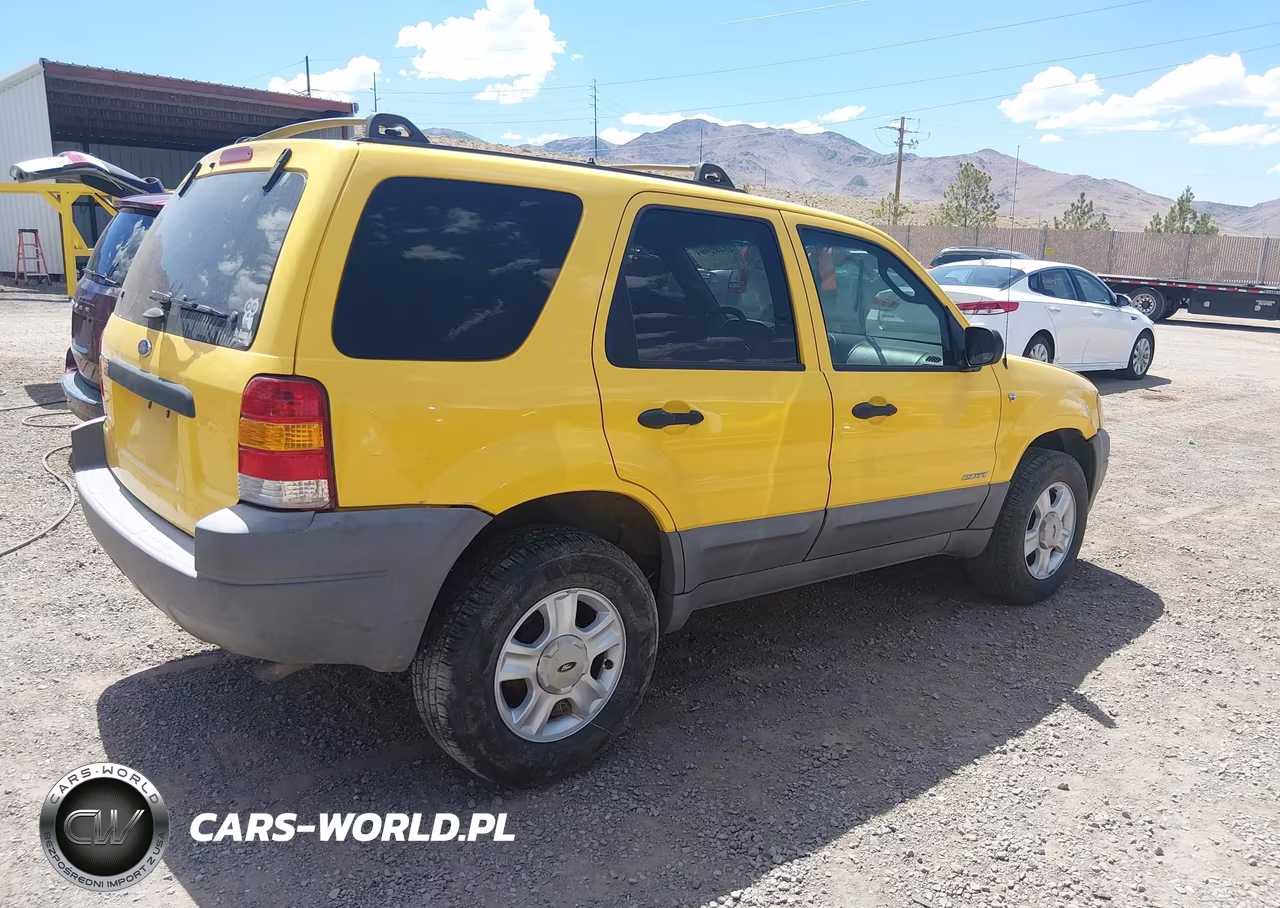 2002 Ford Escape Xlt VIN:1FMCU031X2KC60821 - 4