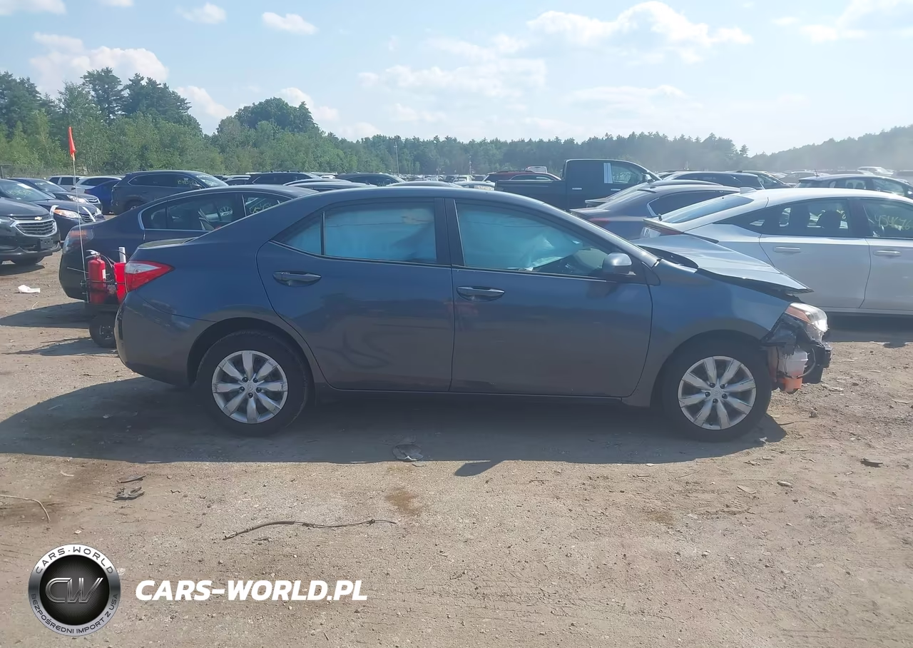 2016 Toyota Corolla Le VIN:5YFBURHE0GP483667 - 14