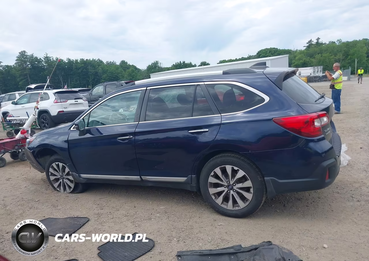 2018 Subaru Outback 2.5I Touring VIN:4S4BSATC6J3291159 - 15