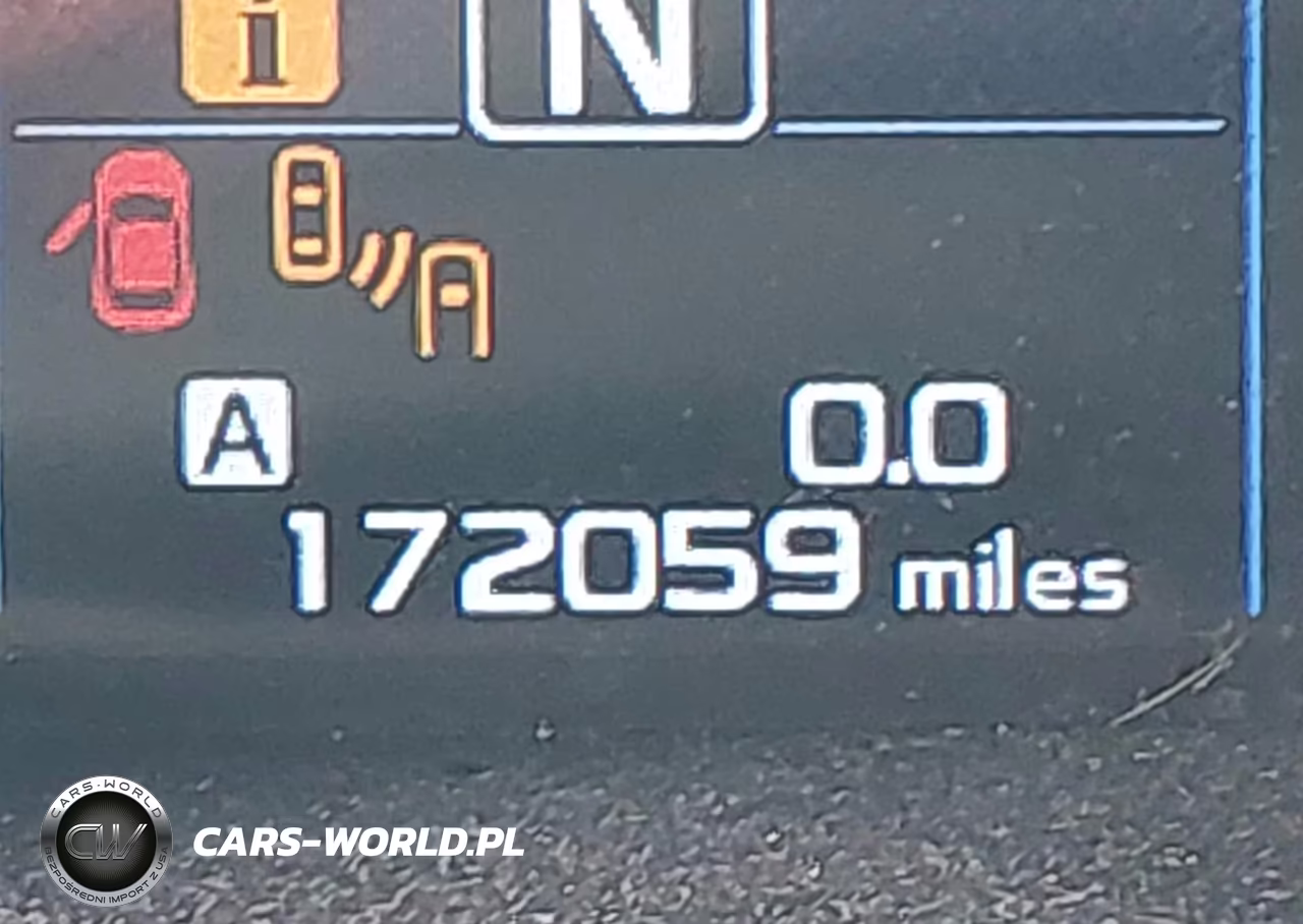 2018 Subaru Outback 2.5I Touring VIN:4S4BSATC6J3291159 - 16