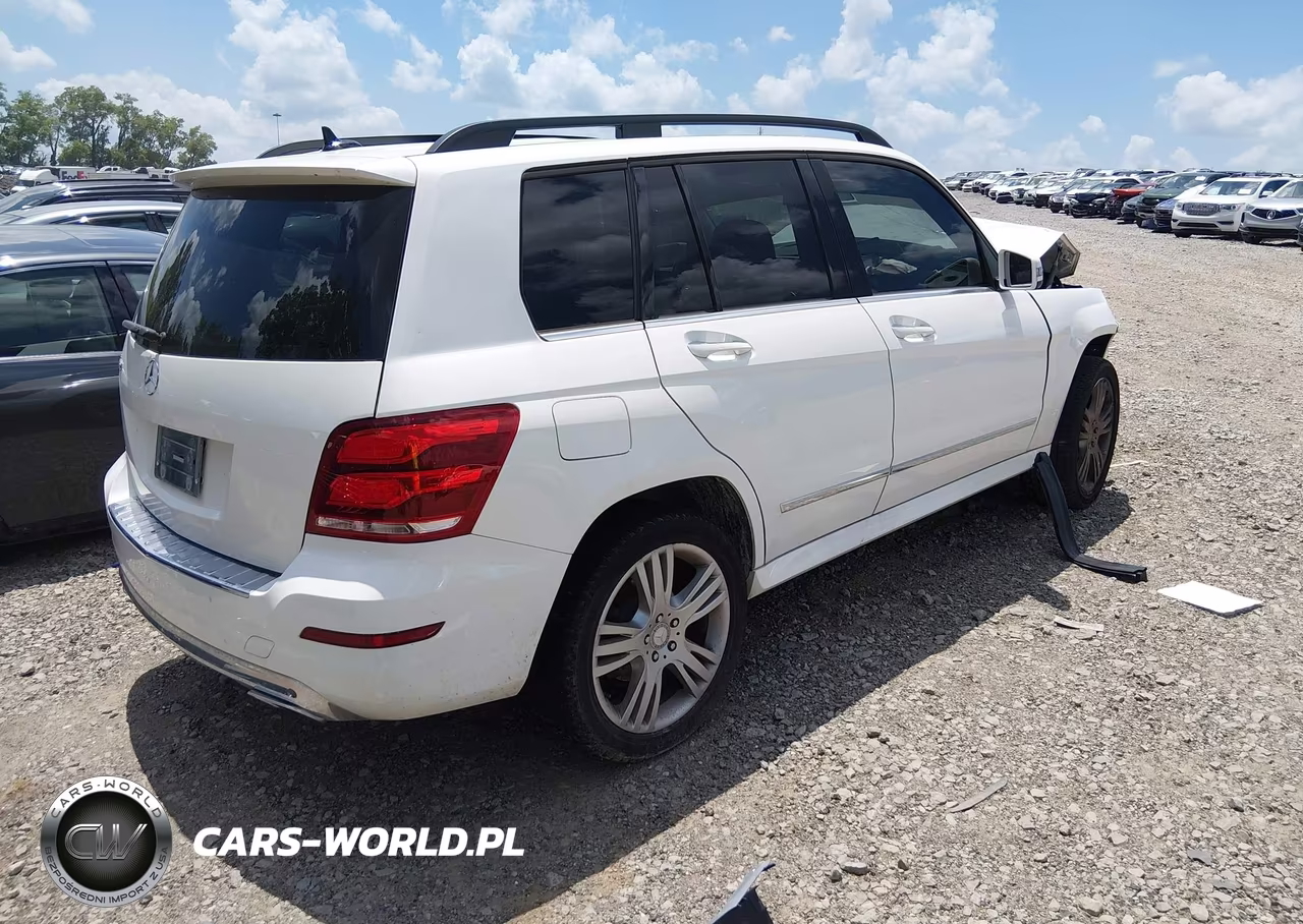 2015 Mercedes-Benz Glk 350 VIN:WDCGG5HB2FG383057 - 4
